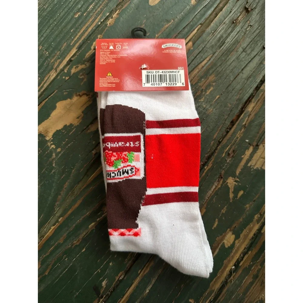 Smucker's Strawberry Jam Crew Socks Mens Shoe Size 6-12 White Red Novelty Food